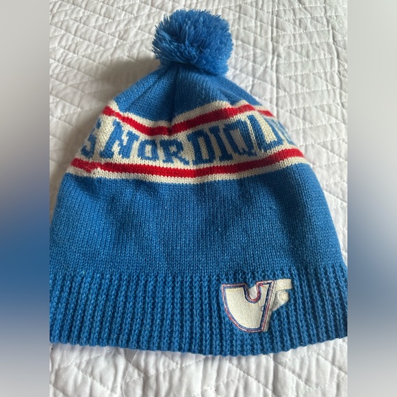 Hat - Picture 5 of 6